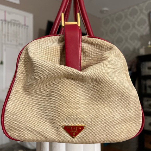 Authentic Prada bag - Picture 13 of 16